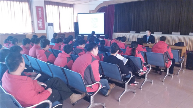 广告公司：开展“良心、感恩、团队的培训”