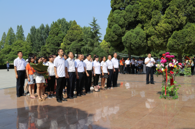 广告公司开展庆祝建党95周年纪念活动