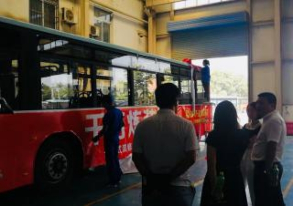 广告公司：西咸广告莅临我司相互学习促进